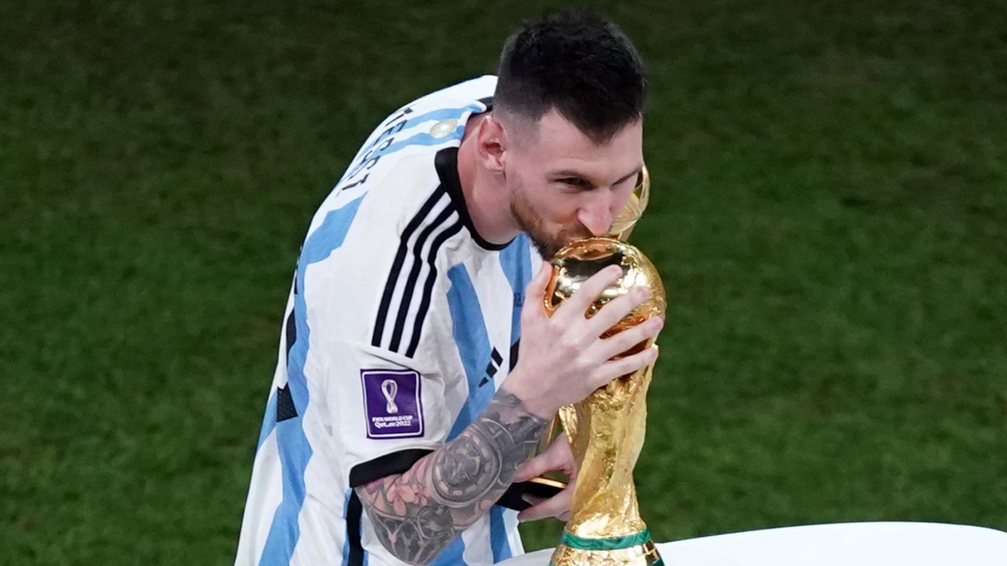 Messi’s jersey worn in the World Cup to be auctioned